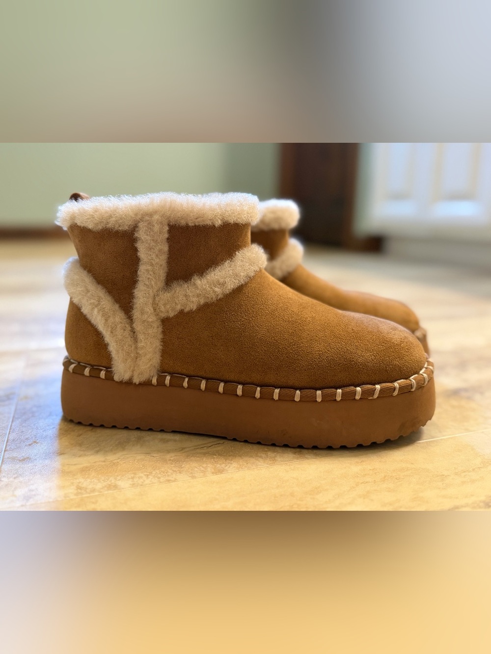 American Eagle Women's Cozy Shearling-Lined Ankle Boot - Chestnut